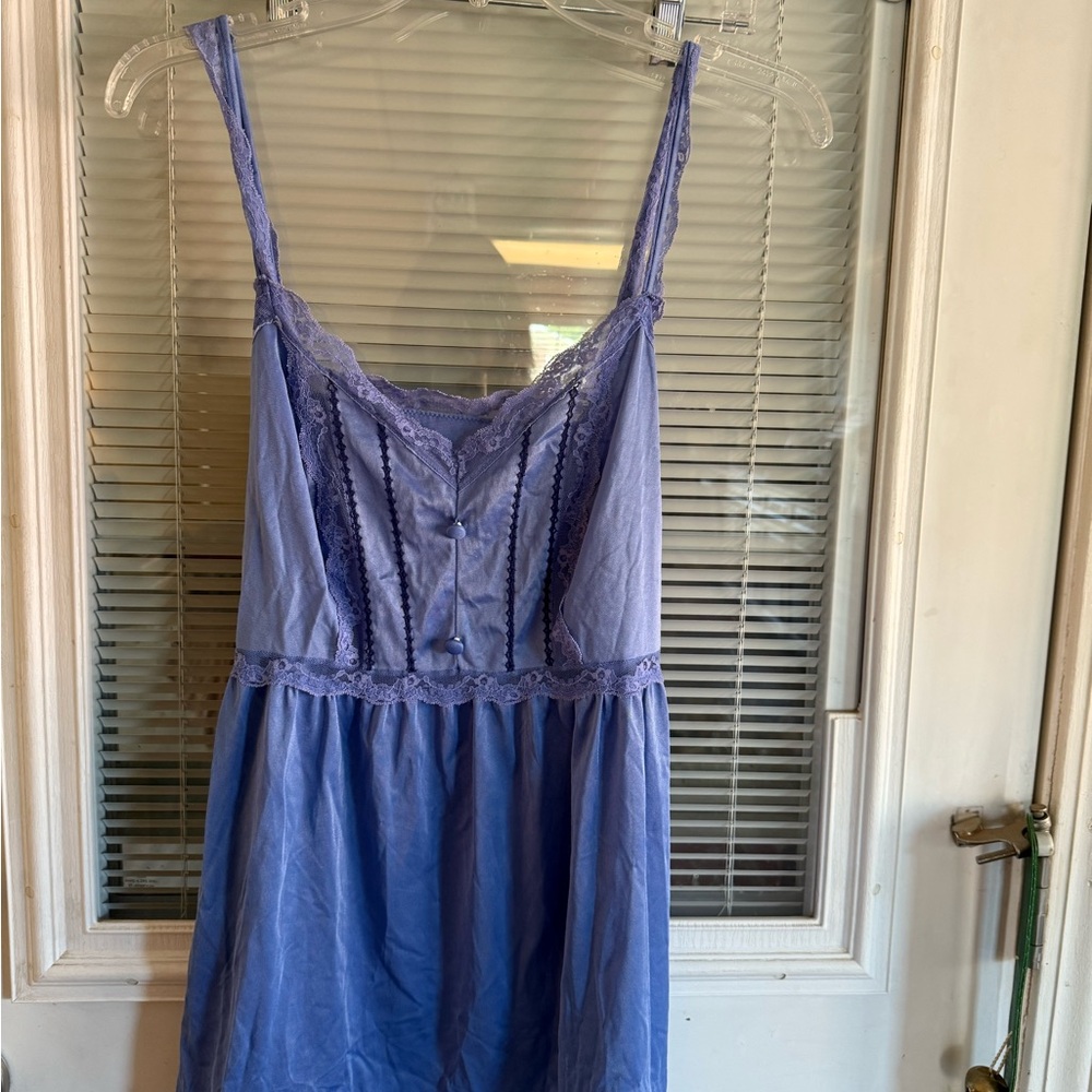 Vintage Elegant Blue Camisole Lace Trim Babydoll Button Accents Satin